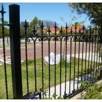 2018 Top sales outdoor artistic iron gate fence